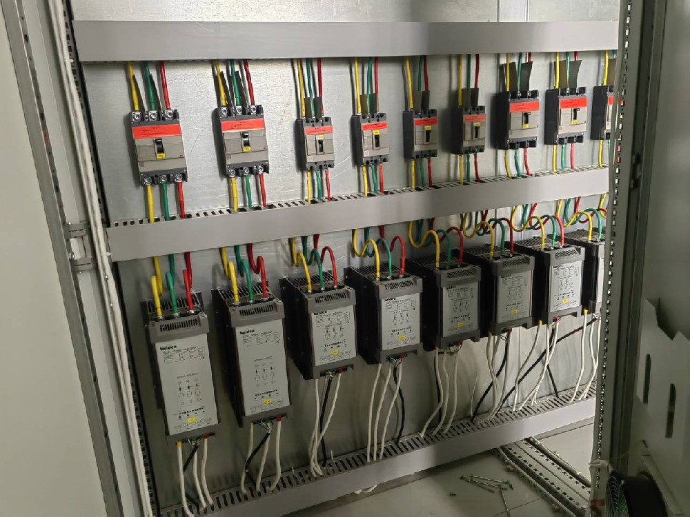 ����������������ֱ�������������Ĺ�����������Щ�ؼ�������