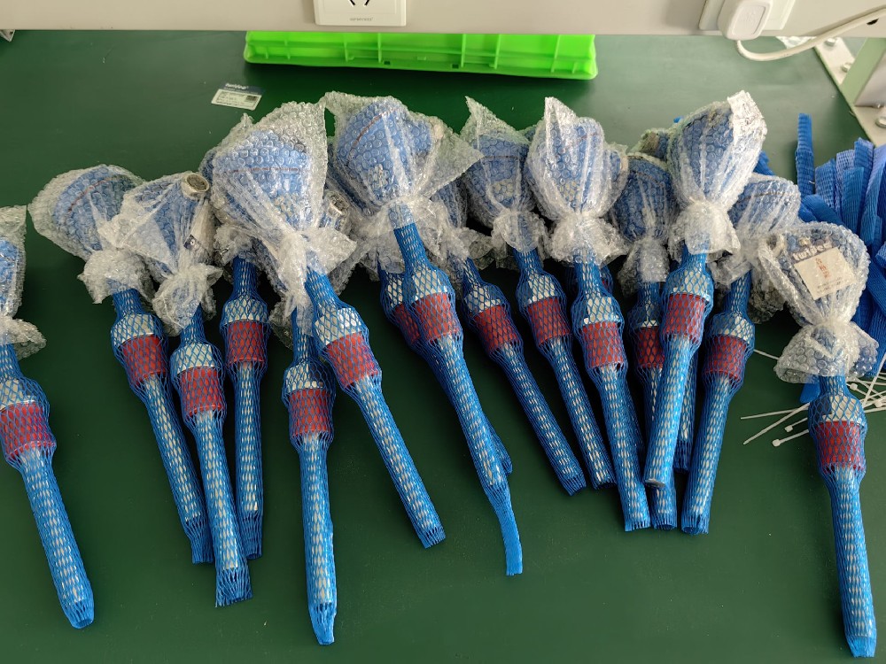 �ڹ�ҵ�Զ��������ȵ��������������ϵͳ���ɵ�����ʵ���¶Ƚ���ͼ����