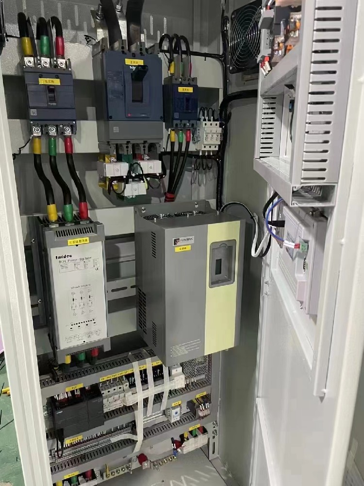 ���ڼ�Ъ�Թ����ĸ���������ѡ�����˵ĵ����������������ʹ��������